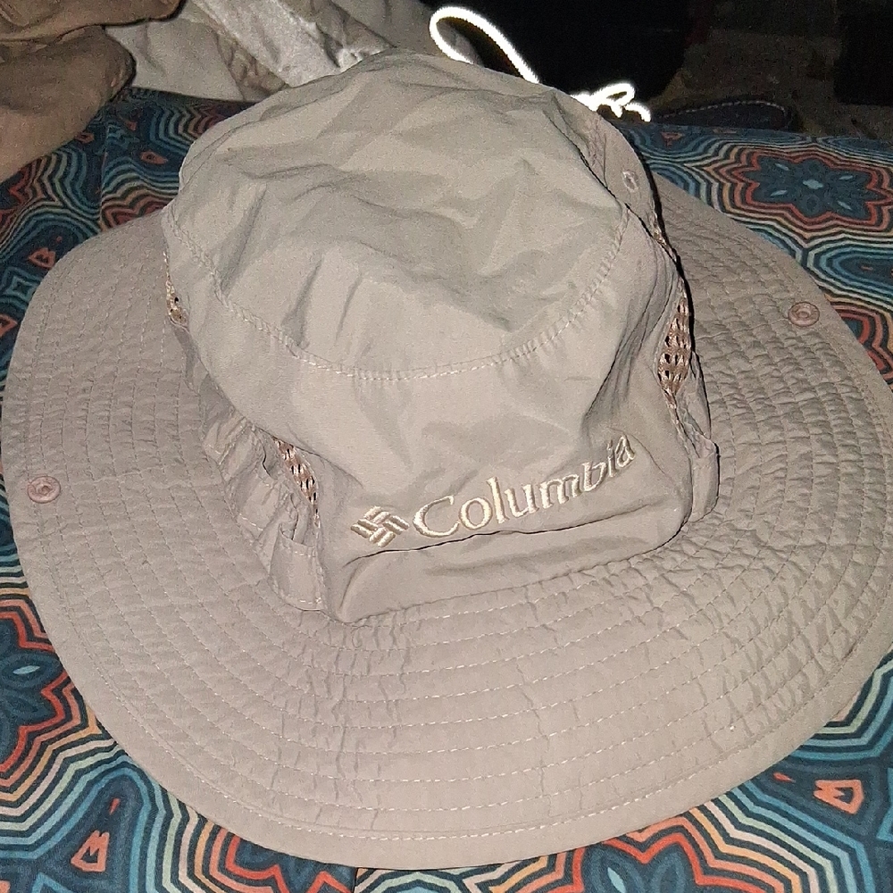 Columbia Beige Outdoor Hat
